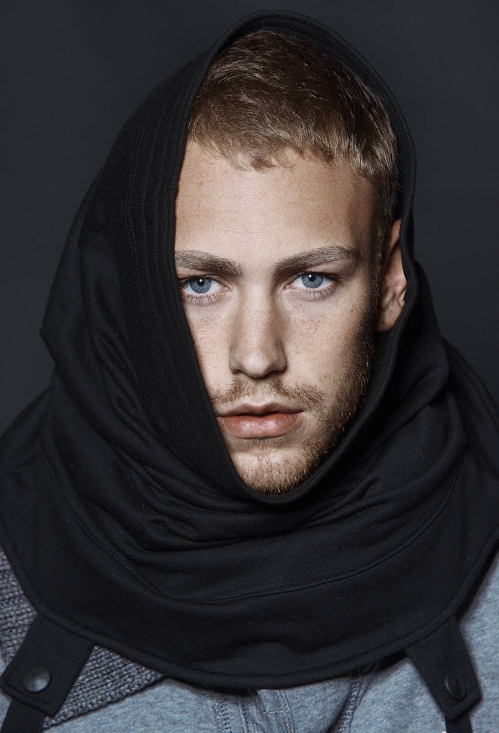 592J8734+111+cropped