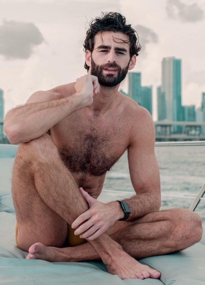 tumblr_2202142099493fcd0a1891e9faf5c832_b4b93c2f_400